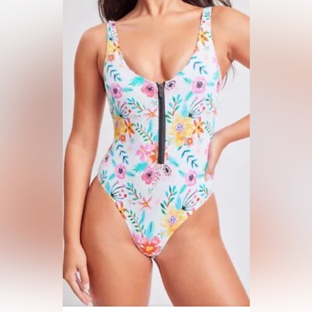 YMI Floral print Women's Front Zipped One Piece Swimsuit, Size S